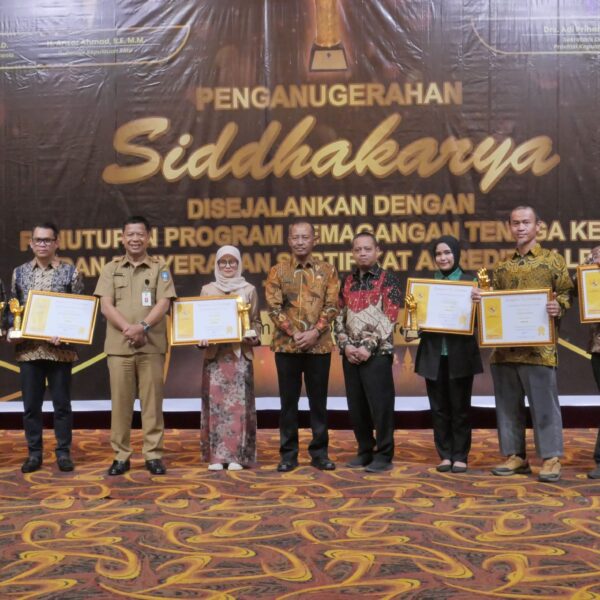 Penganugerahan Siddhakarya, Akreditasi LPK, dan Penutupan Pemagangan 2024…